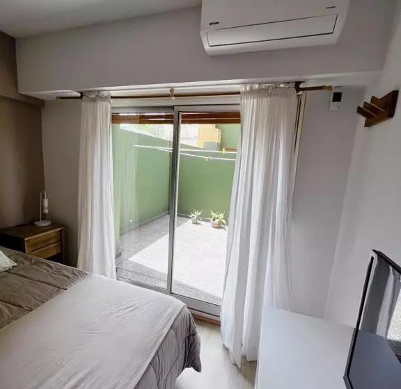 Departamento Temporal Catedral Con Cochera A 100 Metros Para Autos Chicos   Medianos