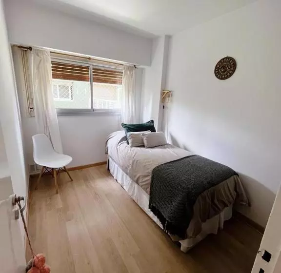 Departamento Temporal Catedral Con Cochera A 100 Metros Para Autos Chicos   Medianos