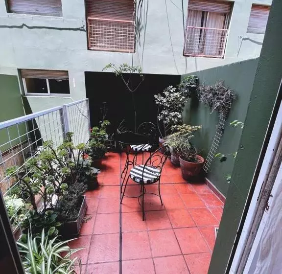 Departamento Temporal Catedral Con Cochera A 100 Metros Para Autos Chicos   Medianos