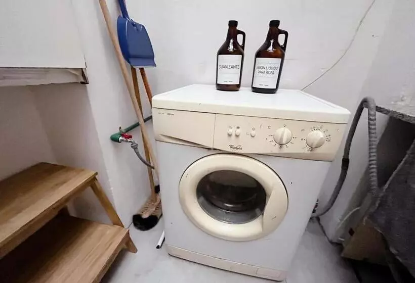 Departamento Temporal Catedral Con Cochera A 100 Metros Para Autos Chicos   Medianos