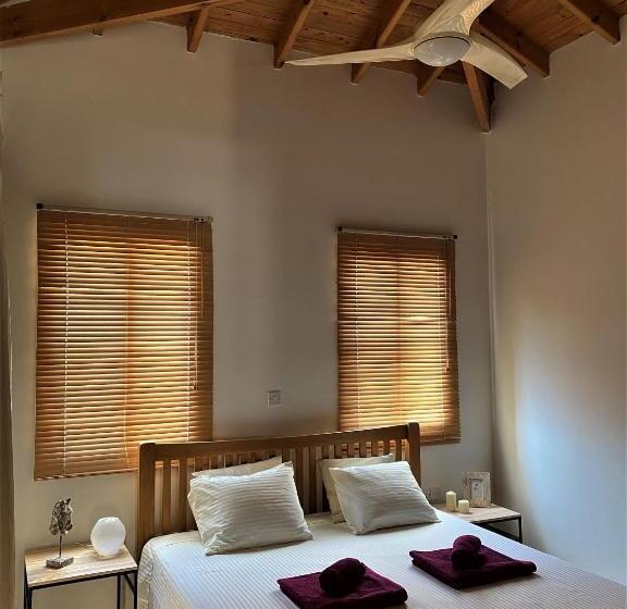 Gaia Residence, Peristerona, Polis Chrysochous