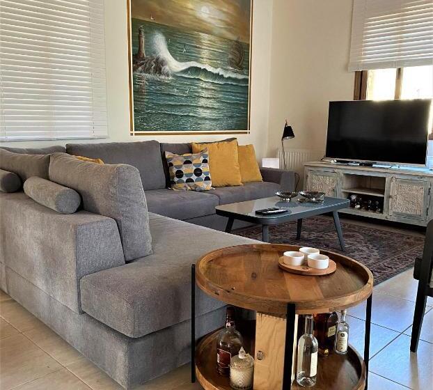 Gaia Residence, Peristerona, Polis Chrysochous