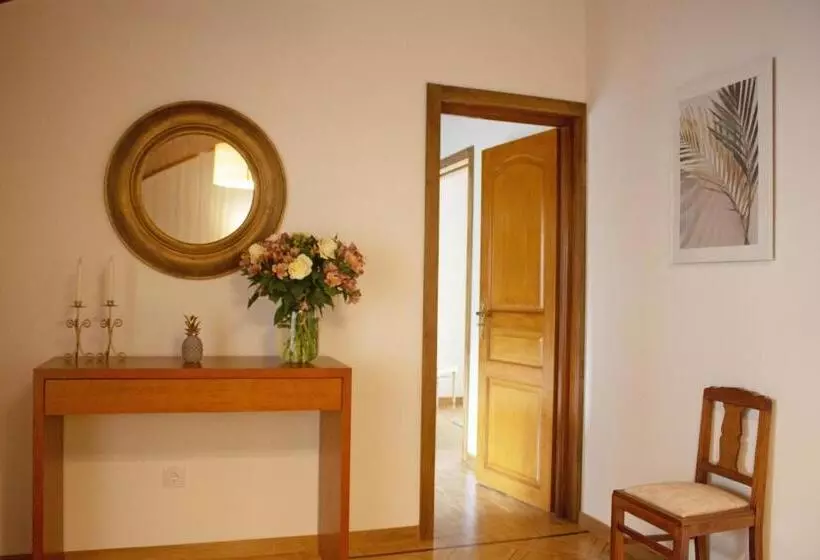 Helena S Family House