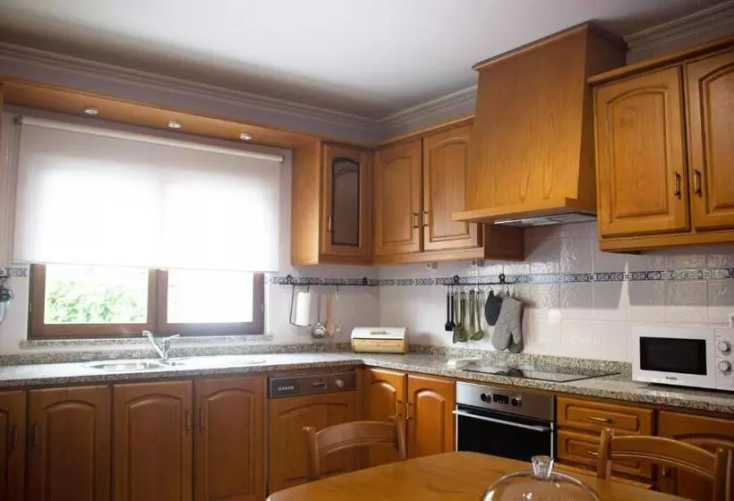 Helena S Family House