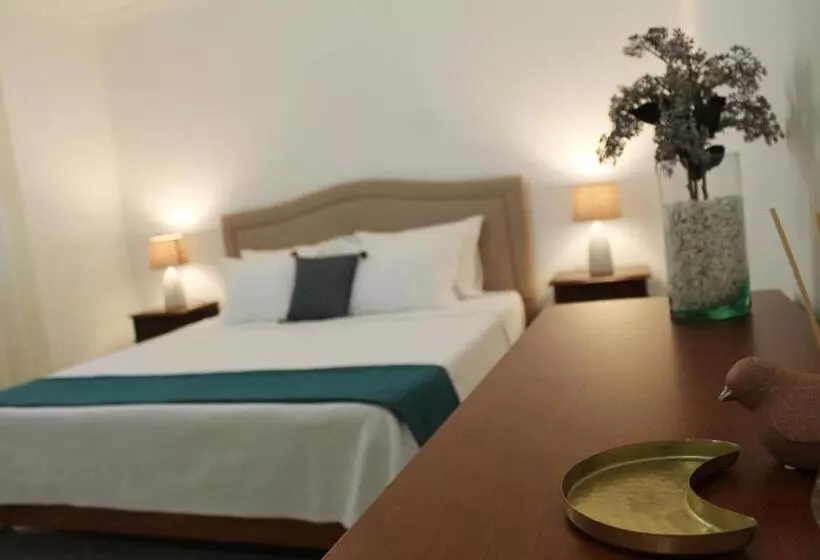 Helena S Family House