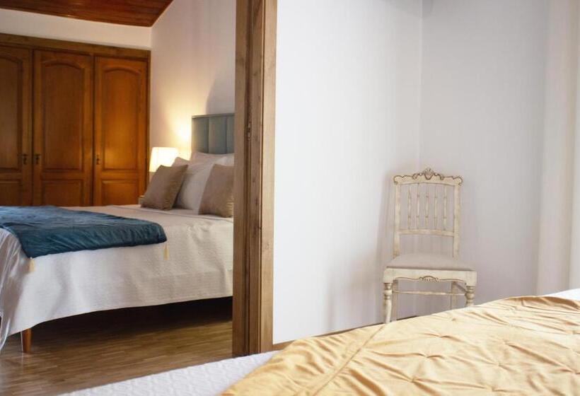 Helena S Family House