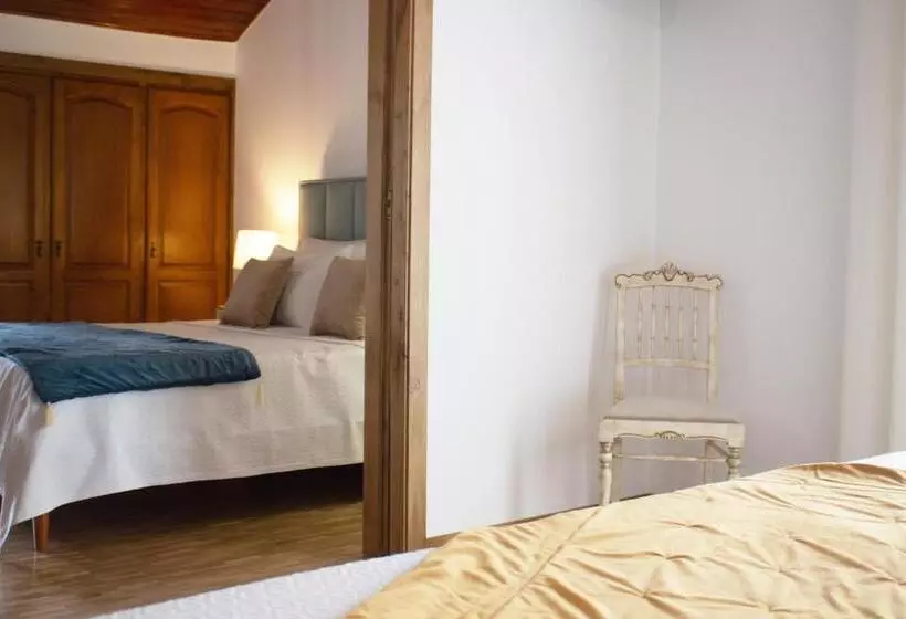 Helena S Family House