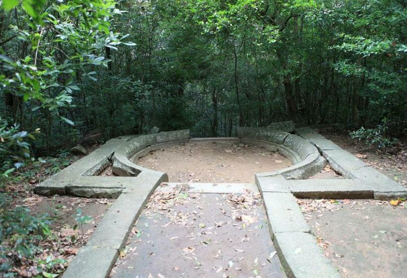 בית מלון כפרי Ritigala Hideaway