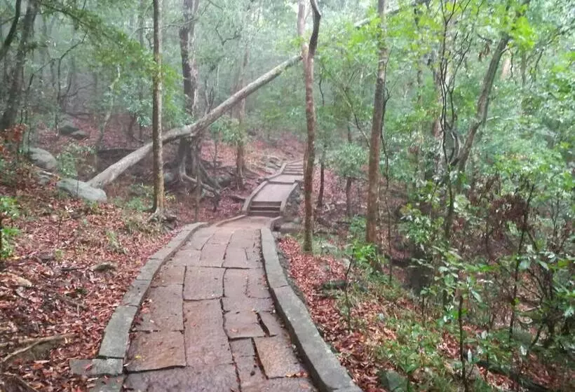 ホテル Ritigala Hideaway