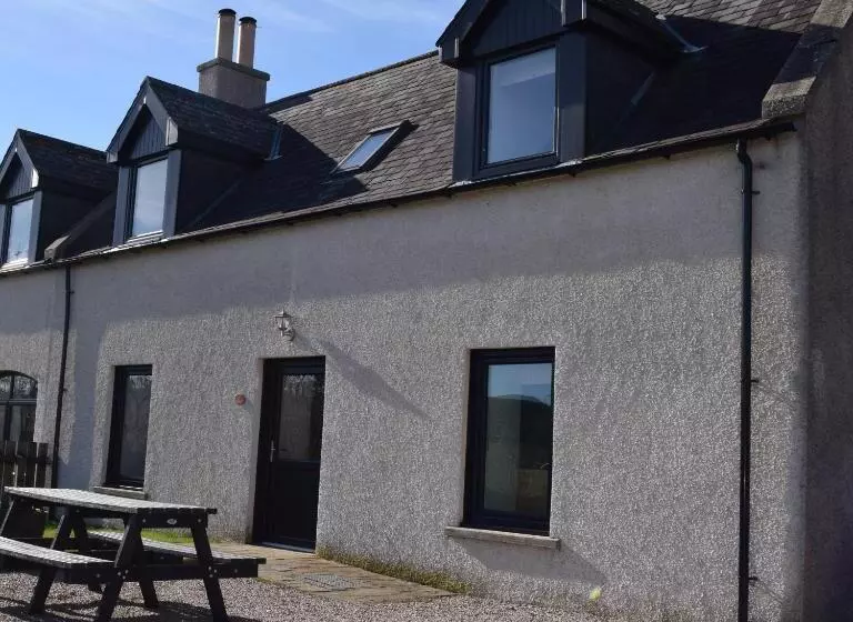 Moray Cottages