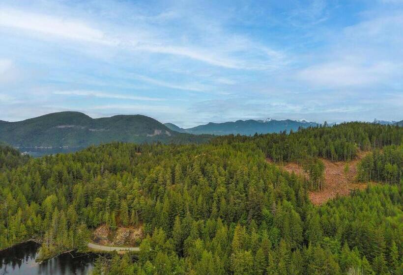 North Lake Waterfront Home