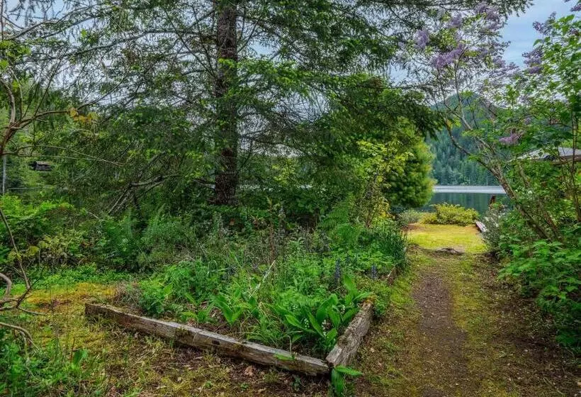 North Lake Waterfront Home