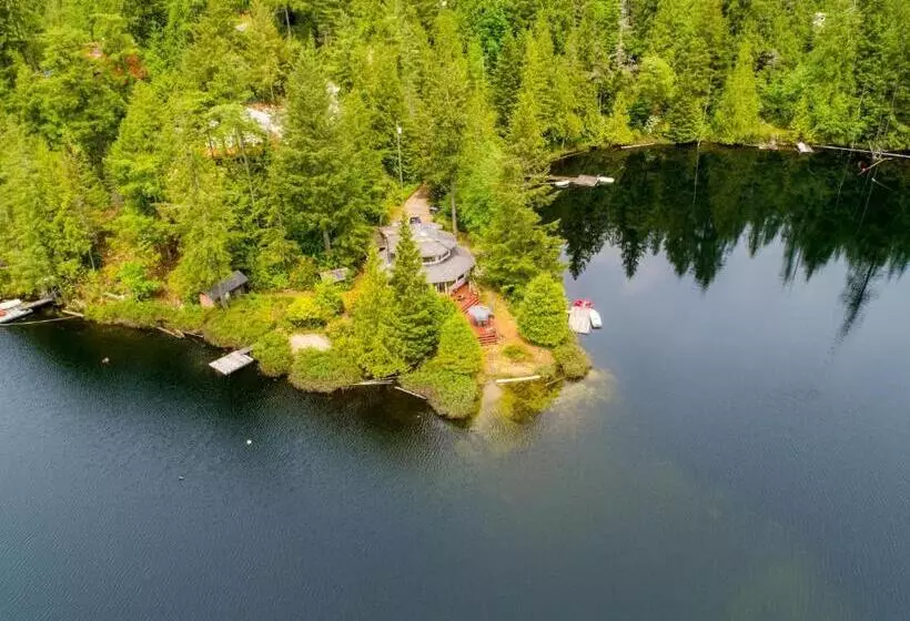 North Lake Waterfront Home