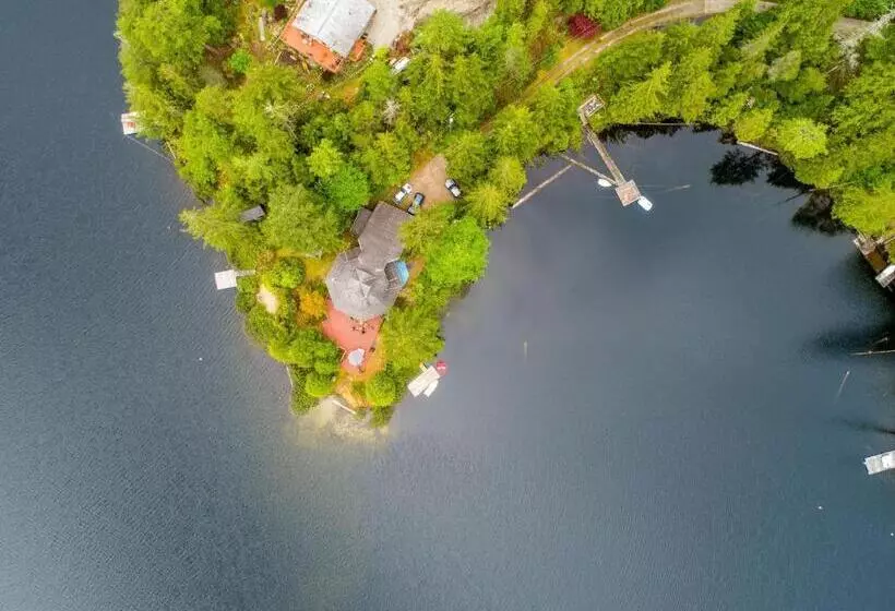North Lake Waterfront Home