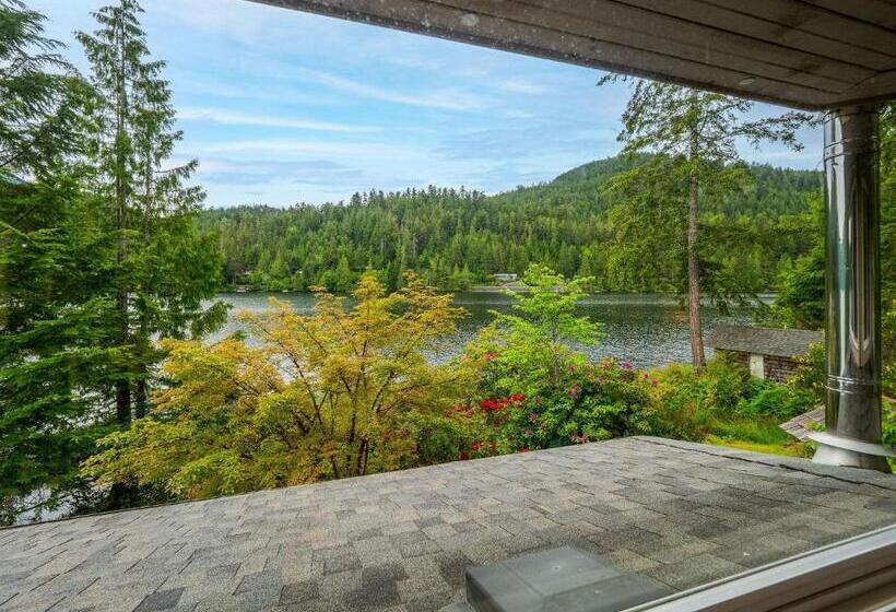 North Lake Waterfront Home