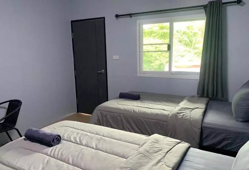 ペンション บ้านวนัชชา รีสอร์ท