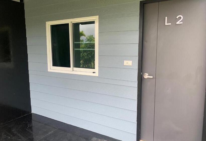 Panzió บ้านวนัชชา รีสอร์ท