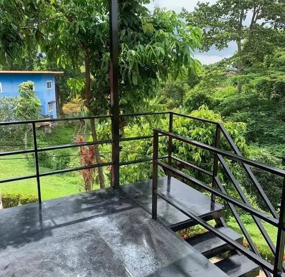 ペンション บ้านวนัชชา รีสอร์ท