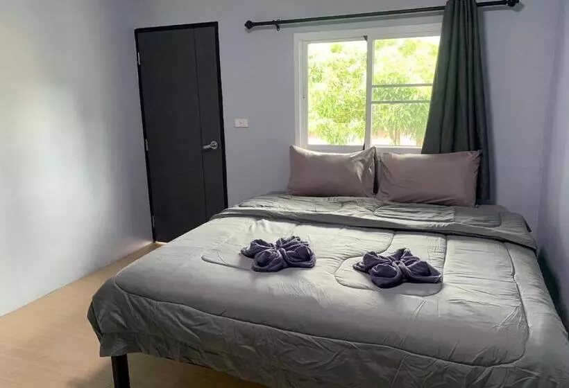 ペンション บ้านวนัชชา รีสอร์ท