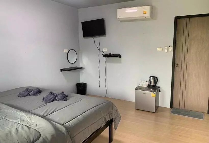 ペンション บ้านวนัชชา รีสอร์ท