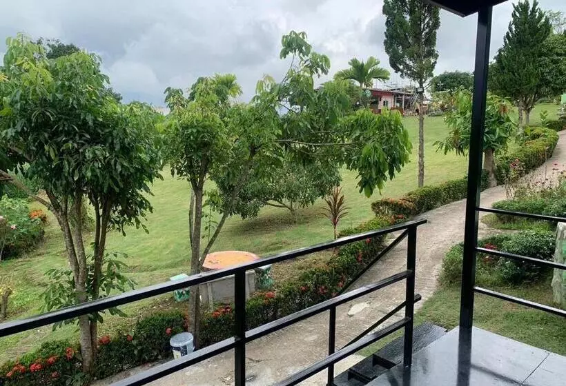 ペンション บ้านวนัชชา รีสอร์ท