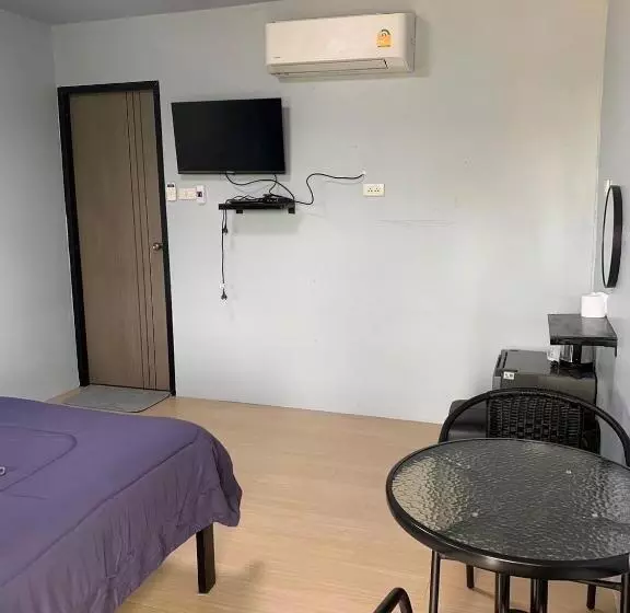 ペンション บ้านวนัชชา รีสอร์ท