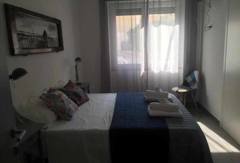 펜션 Aquamarina Rooms