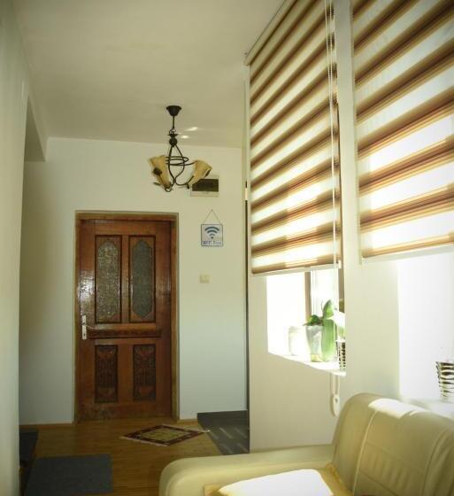 پانسیون Casa Smeilor Horezu