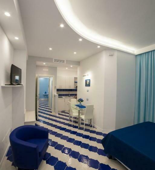 פנסיון Marilisa Holidays