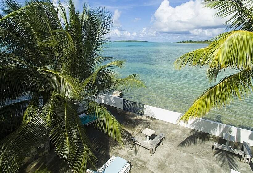 تختخواب و صبحانه Auberge Seafever