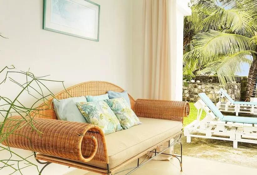 تختخواب و صبحانه Auberge Seafever