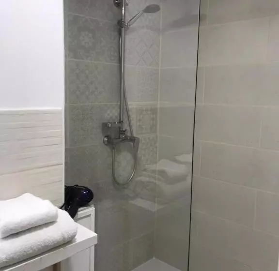 Aamiaismajoitus (B&B) L Estrambord De Camargue