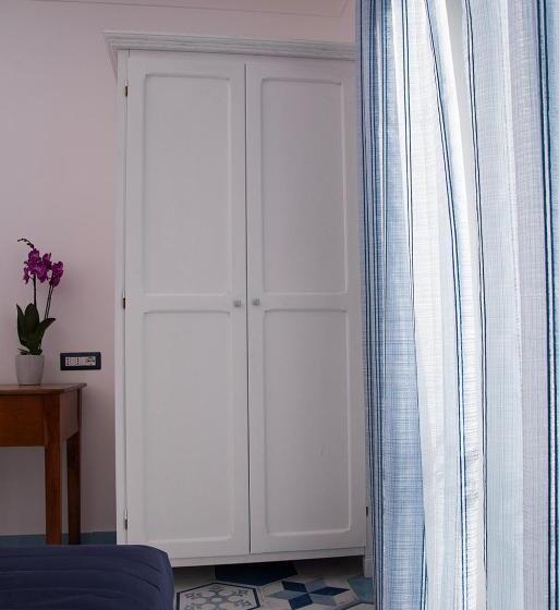 تختخواب و صبحانه La Gemma Di Ravello