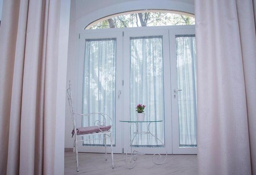 تختخواب و صبحانه La Gemma Di Ravello