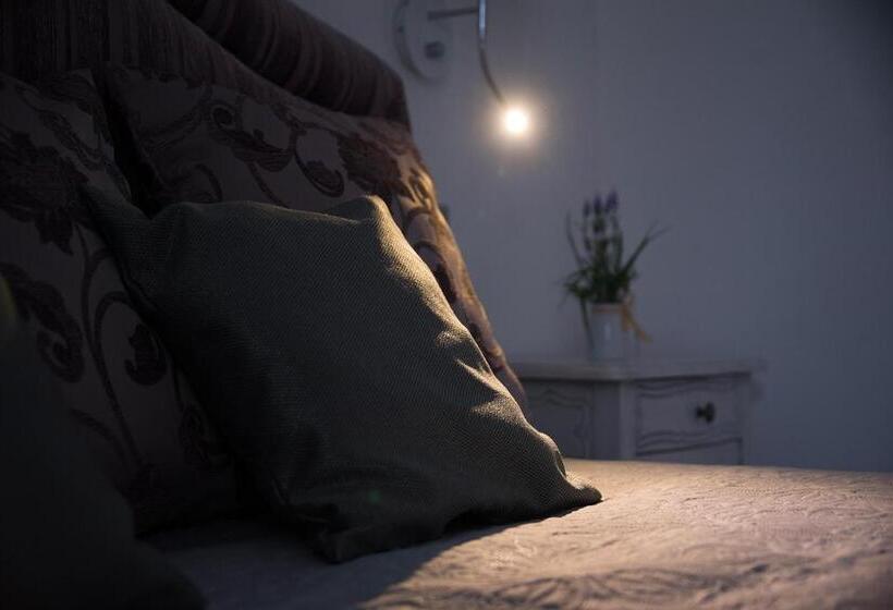 تختخواب و صبحانه La Gemma Di Ravello