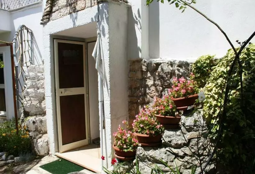 ベッドアンドブレックファースト Mini Suite Alla Cascata