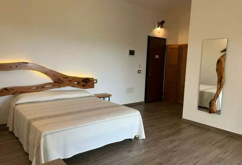 ホテル Turismo Rurale Lu Stazzu Arzachena