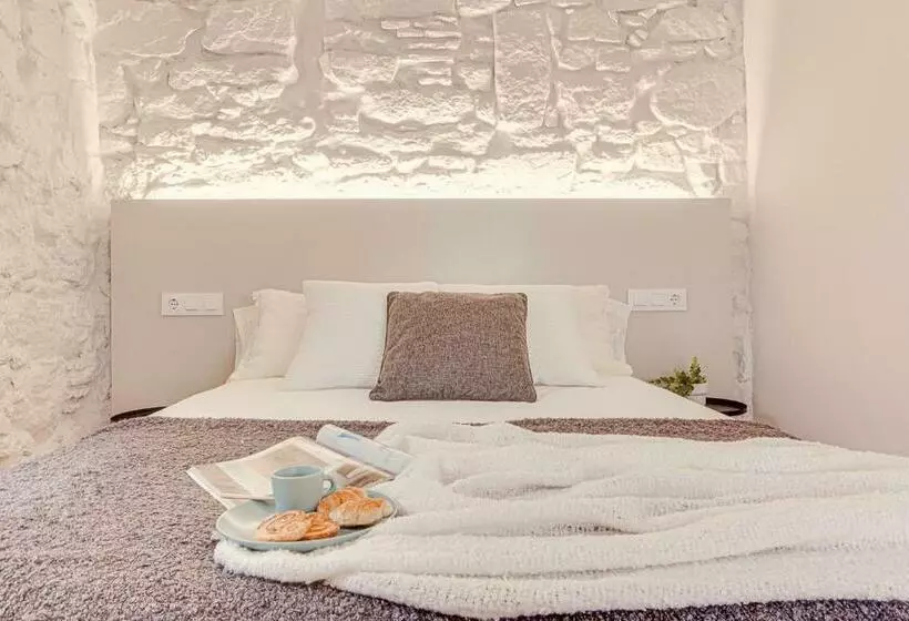 Old Quarter Boutique