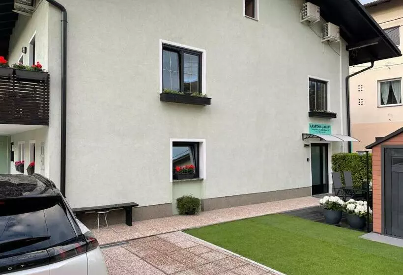 پانسیون Apartment Aria