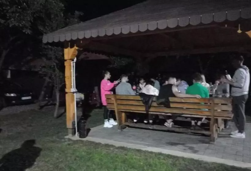 ペンション Casa Arabela