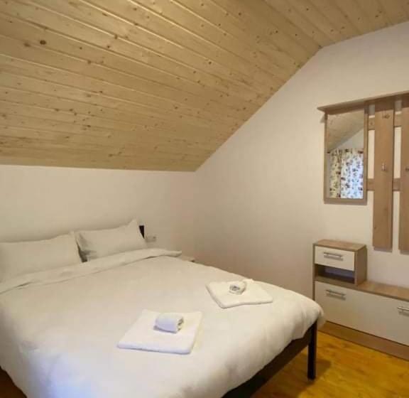 پانسیون Casa Arabela