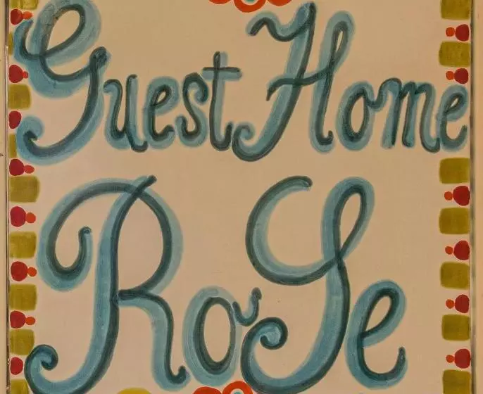 ペンション Guest Home Rose