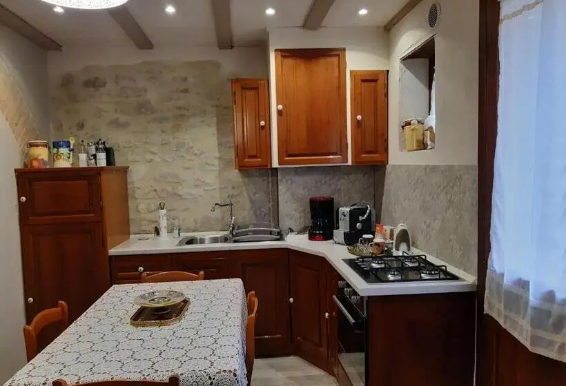 ペンション La Rosa Di Francesco Inn
