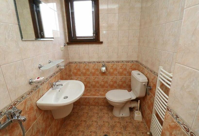 Пансион Toncho S Guest House For 16 Guests