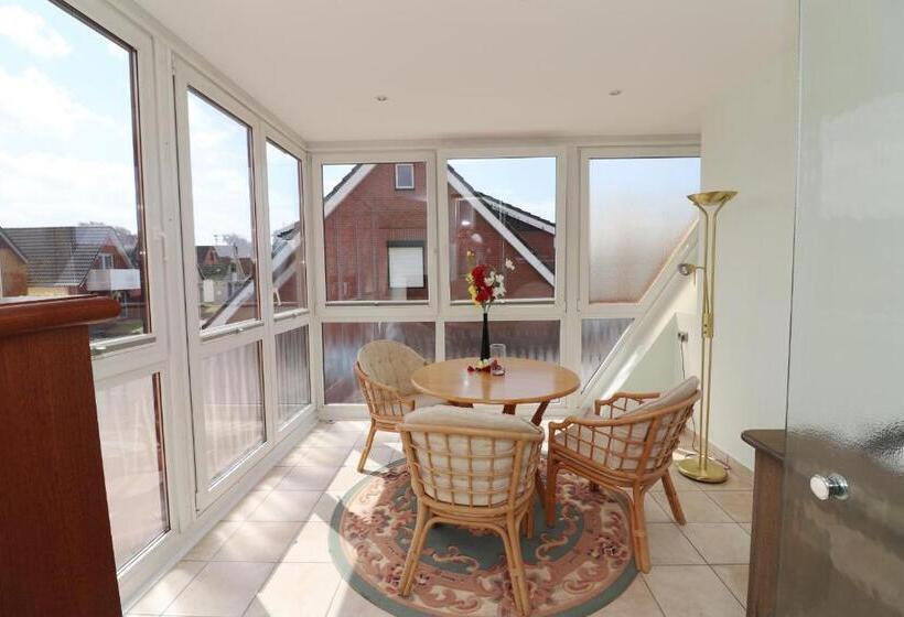 Sophie & Johann Ao19 Vorne