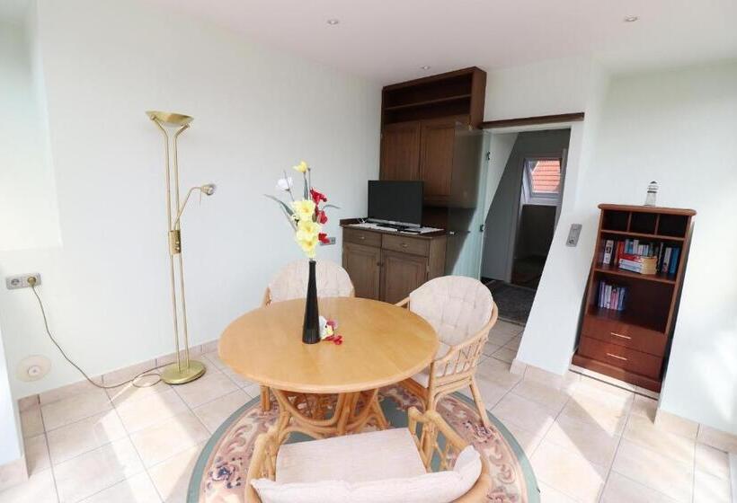 Sophie & Johann Ao19 Vorne