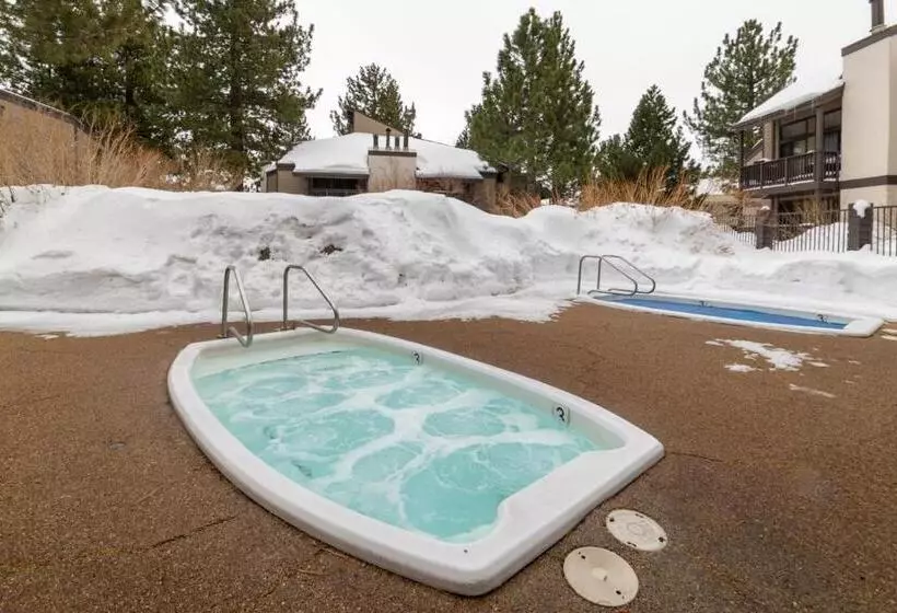 #538 Mid Town 1br, Pool, Spa, Close To Shops