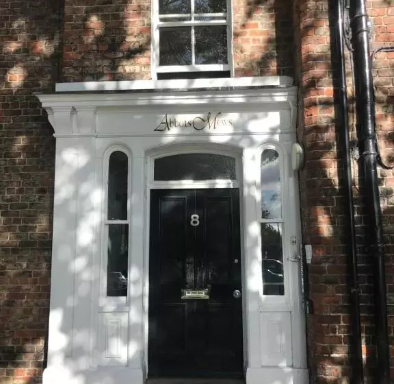 Abbotts Mews Apartment York City Centre