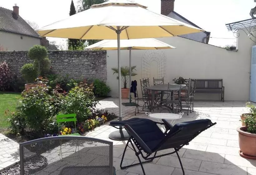 Aamiaismajoitus (B&B) Chambre D Hôte Montlivault / Chambord