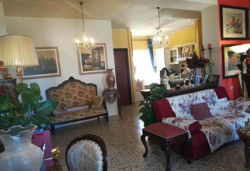 تختخواب و صبحانه Domus Aurea